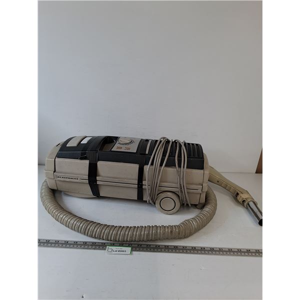 Electrolux Canister Vacuum - Consigner Says Works, Switch Bypassed, Pickup Only