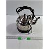 Image 1 : Cuisinart Electric Kettle - As Is