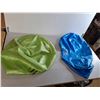 Image 2 : (3) Inflatable Fitness Balls