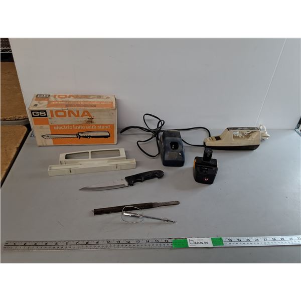 Electric Knife- Powers On, 12V Battery, Charger, Misc.