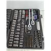 Image 3 : Performance Tool Ratchet & Socket Set