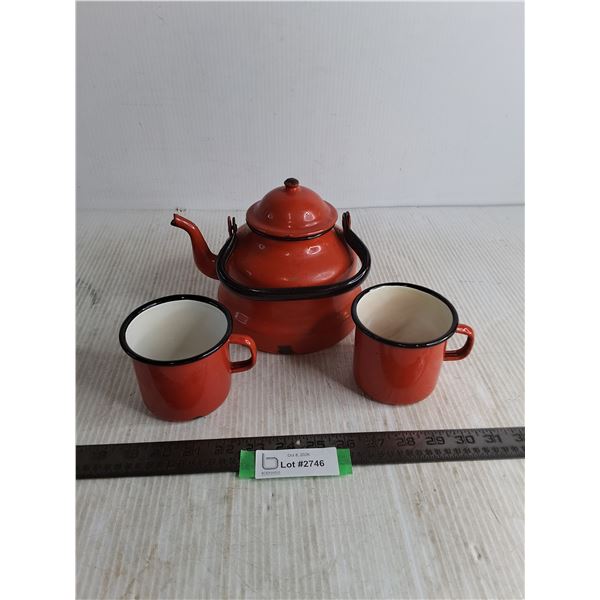 Enameled Kettle & Mugs
