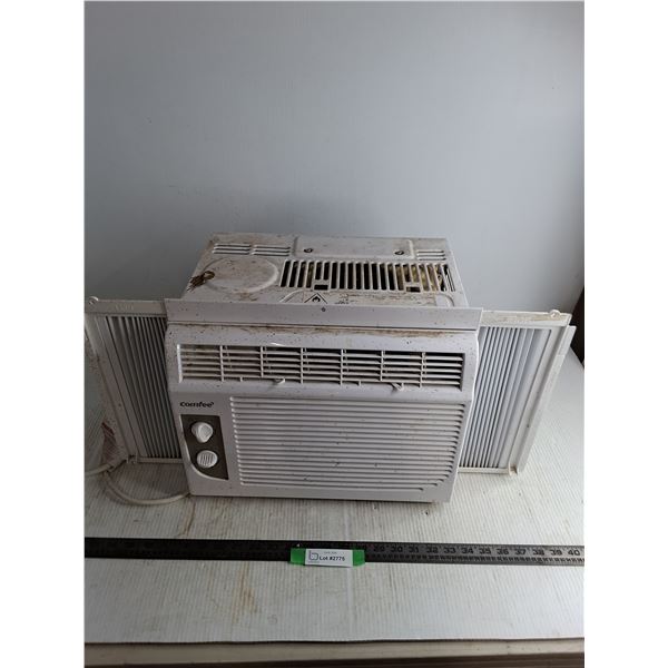 Comfee Wall Mount Air Conditioner - Tested - 16x14x13" - Pickup Only