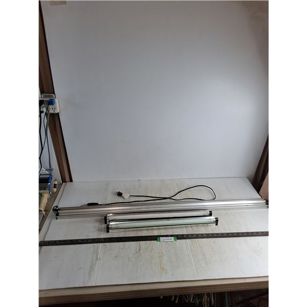 (2) LED 46" Shop Lights - Tested, (2) 22" Flourescent Lights - Untested - Pickup Only