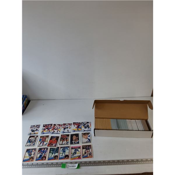 (200+) Collectible Hockey NHL Cards