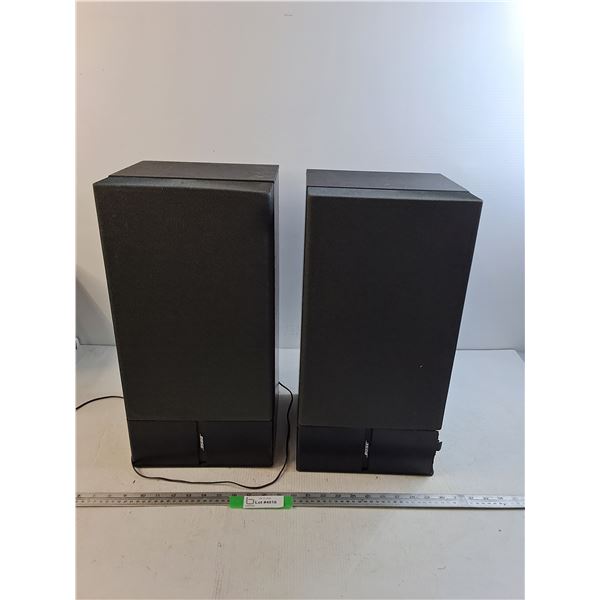 (2) Bose 6.2 Stero Everywhere Speakers - 10x20x10  - Untested - As Is