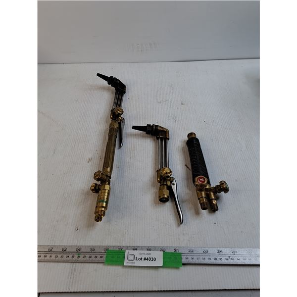 (1) Western Enterprises Oxy-Acetylyne Torch - (1) Victor Oxy-Acetylene Torch - Untested - As Is