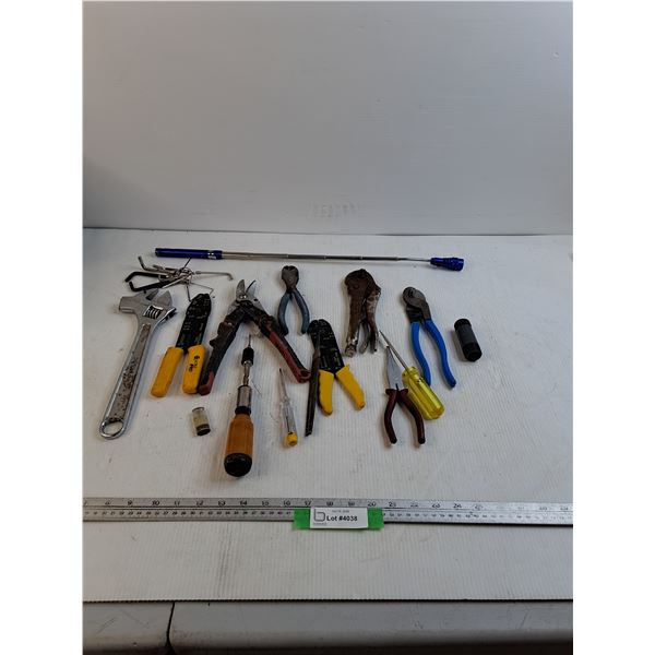 Various Handtools, Allen Wrench Set & Extendable Flashlight - As Is