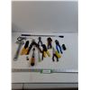 Image 1 : Various Handtools, Allen Wrench Set & Extendable Flashlight - As Is