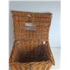 Image 2 : Wicker Hamper w/Chain & Lock - 17x13x15", Pickup Preferred