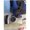 Image 6 : Singer Electric Shears, Jewelry Set, Super Hook, Holiday Cutouts, Vivitar Camera w/Case, Storage Bin