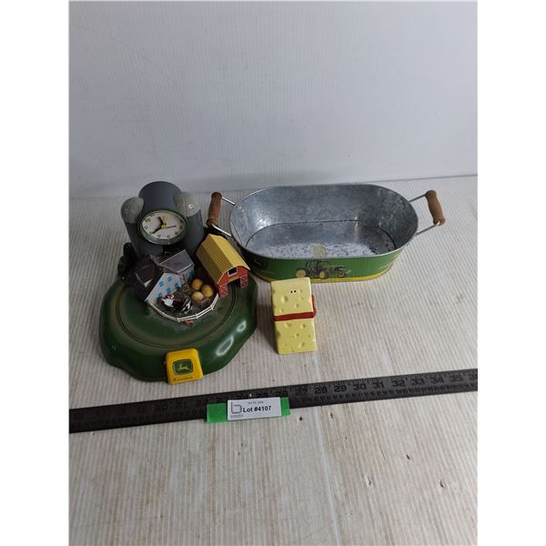 John Deere Mini Play Set Clock, Ice Bucket, Block of Cheese Salt Shaker