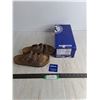 Image 1 : Unused Pair of Size 38 Birkenstock Sandals