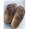 Image 2 : Unused Pair of Size 38 Birkenstock Sandals