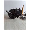 Image 7 : Vintage Unassembled "The Auto Knitter" Circular Knitting Machine