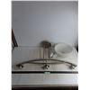 Image 1 : (3 Light Fixture - 35" Wide x 20" High - Can not Ship