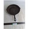 Image 1 : Vintage #9 Cast Iron Skillet