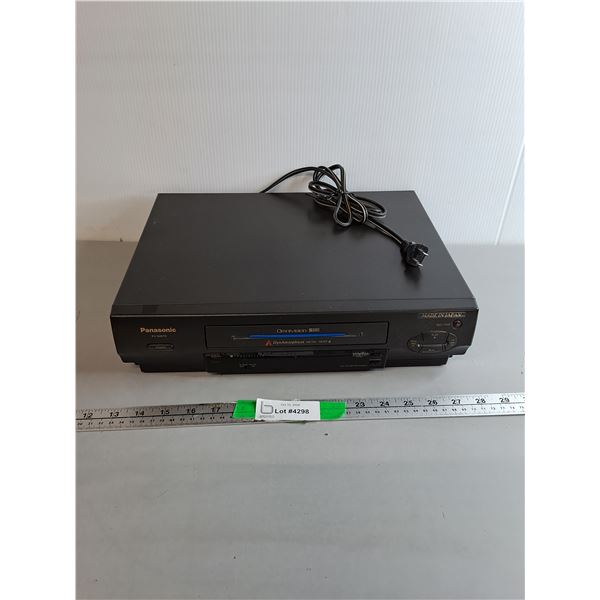 Panasonic VHS Player- Powers On