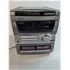 Image 2 : Aiwa Radio/Cassette/CD Player-Powers On, Can't Ship