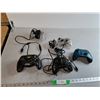 Image 1 : (5) Xbox Controllers