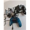 Image 4 : (5) Xbox Controllers