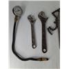 Image 2 : Compression Tester, Wire-loop Testing Tool, Adjustable Wrenches