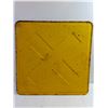 Image 3 : Metal Road Sign - 24 x 24"