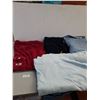 Image 1 : Assorted Blankets (3), Nap Sac