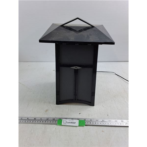 Bluetooth Speaker - Powers On