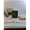 Image 2 : Lite-Brite Art Lamp, Picture Refills, Pegs of Various Colors - Powers On - As Is