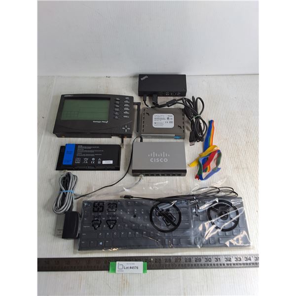 Davis "Vantage Pro 2" Thermostat, Routers, Rechargeable Battery, New Keyboard - Cannot Ship