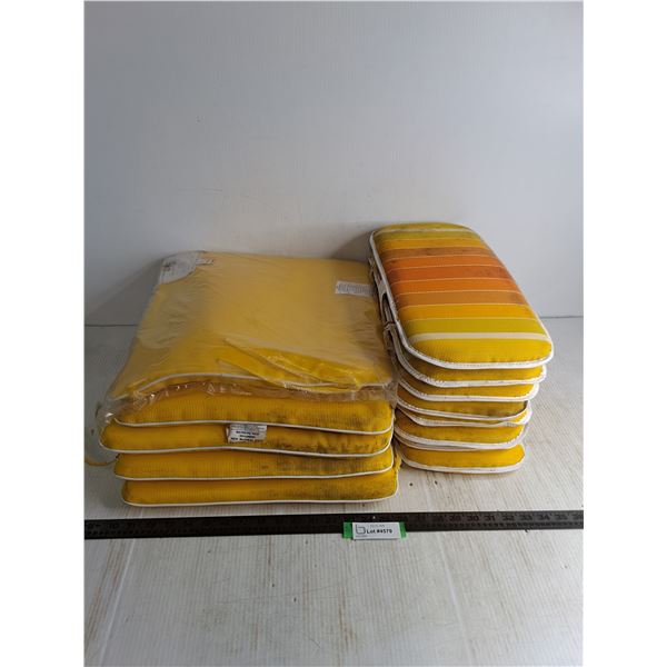 (13) Outdoor Seat & Head Cushions