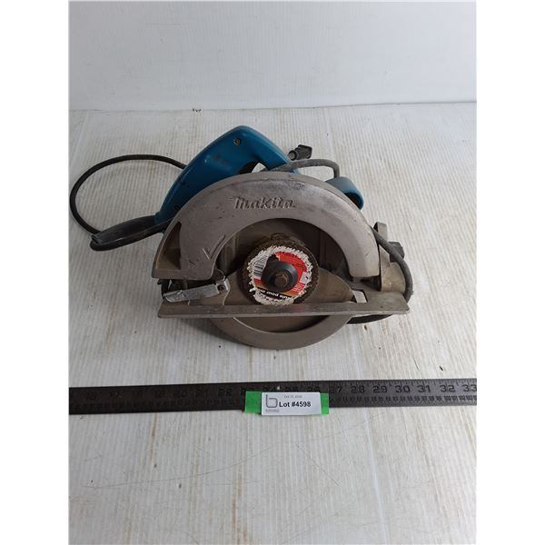 Makita Circular Saw - Tested - No Blade, Pickup Only