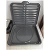 Image 2 : Assorted Bakeware & Grillware, Trivets, Misc.