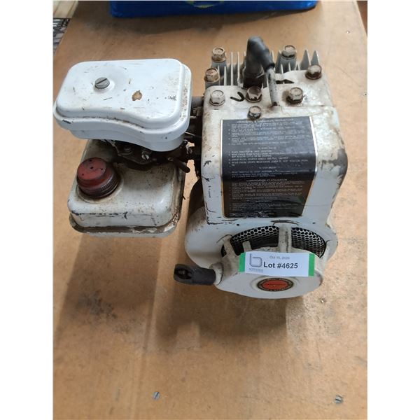 Briggs & Stratton 2HP Gas Engine - Untested, As is - Cannot Ship