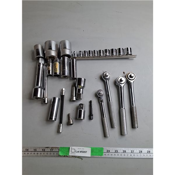 Ratchets, Sockets & Extension Bars