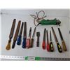 Image 1 : Hitachi 4 1/2" Disc Grinder- Powers On, Files & Rasps up to 20"