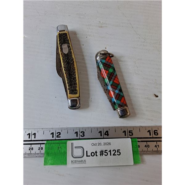 (2) Folding Pocket Knives