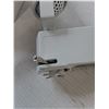 Image 4 : White Single-Phase Track Lighting Head Untested As-Is