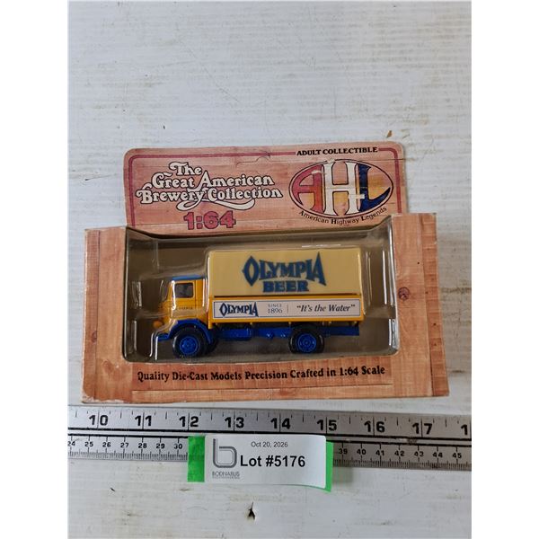 The Great America Brewery Collection 1:64 Olympia Shipping Truck In Box