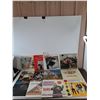 Image 1 : (12+) Vinyl Records,  George Strait, Nestor Pistor, Black Sun, Fats Domino
