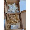 Image 2 : Assorted Battery Powered Christmas Tree Toppers - 6"