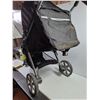 Image 5 : Britax B-Agile Stroller-as is-some wear and stains, Pickup Only