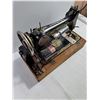 Image 6 : Antique Full Size Singer Treadle Head Sewing Machine, Pickup Only