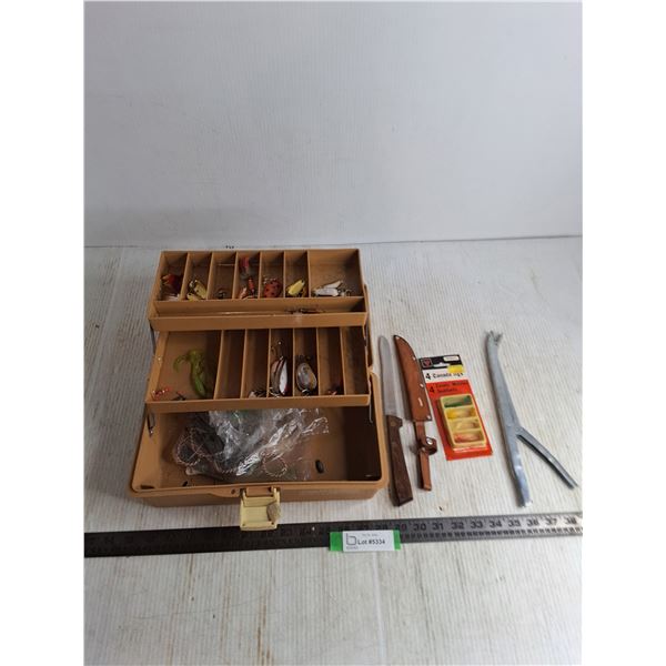 Woodstream  Old Pal  Fishing Tackle Box w/Contents