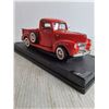 Image 3 : 1:18 Scale Diecast 1940 Ford Pickup on Platform - 13" Length
