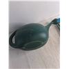 Image 3 : Sealed 4.5 kg Bag of Alaskan Ice Melt, Plastic Watering Can