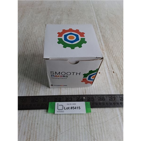 New MiniMakers Sanding Pad Kit