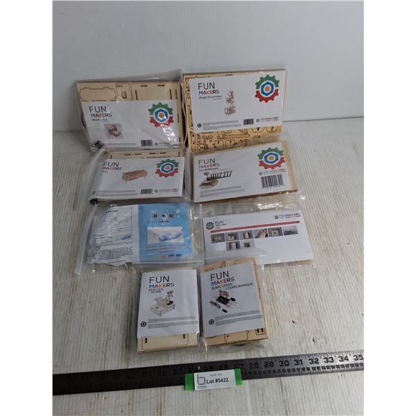 New MiniMakers STEM Building Toys (8 Packs)