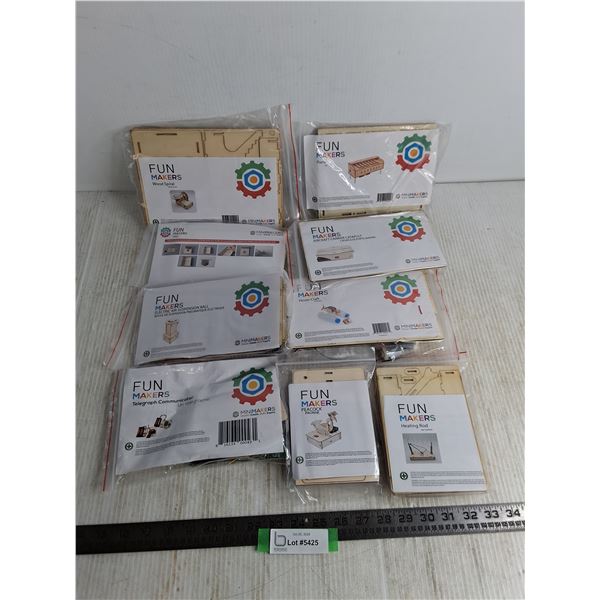 New MiniMakers STEM Building Toys (9 Packs)